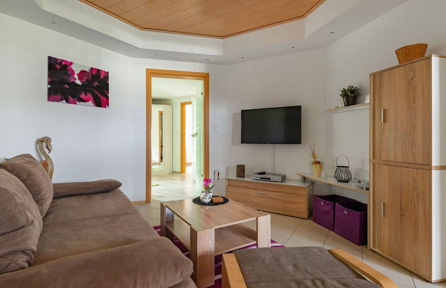 Apartment With Fenced Garden in Faid - Foto 15