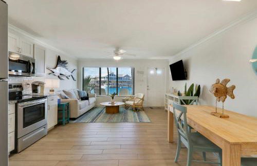 Sailfish Suites 4- Waterfront Pet friendly - Photo 5
