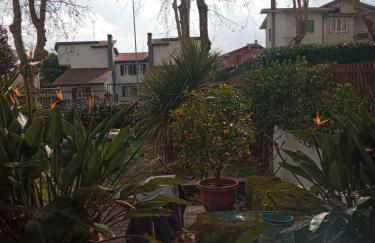 Casa di Zoe apartment - Punto di sosta x bikes auto e moto a 20 minuti dall'autostrada - parcheggio privato - giardino con barbecue - - Foto 36