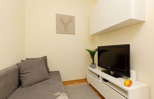 Studio Warsaw Miączyńska by Renters - Photo 16