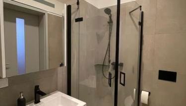 Ferienwohnung - Schweriner Altstadt - FeWo 9 - Foto 3, Shower