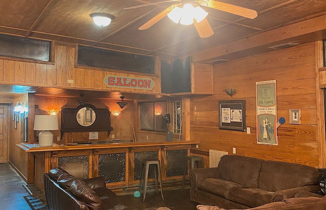 Son's Rio Cibolo - Glamping Cabin D - Foto 34