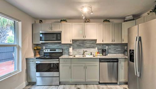 Inviting Apartment Less Than 2 Mi to Riviera Beach! - Foto 2