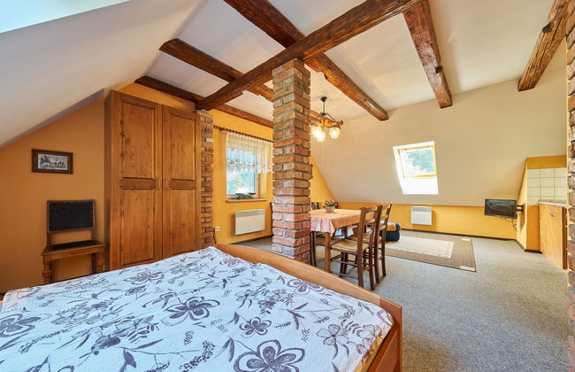 1 bedroom Apartment in Stárkov with swimming pool and garden - Photo 11