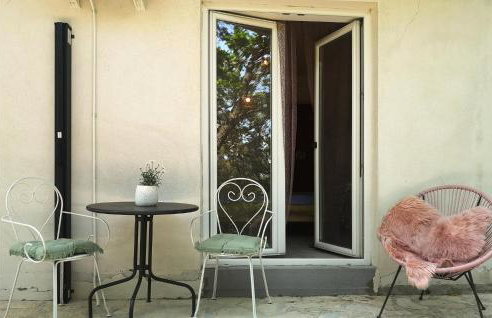 Gorgeous Apartment In Novalja - Photo 5