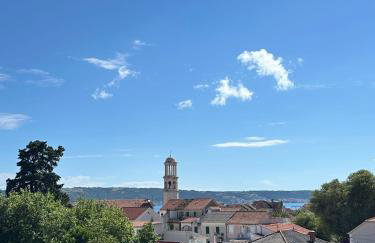 Bee House Suite - Brand New Apartment 100 m from Sea - Photo 18