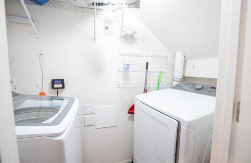 Penthouse Living In The Heart of the State Park - Foto 28