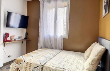 STUDIO GARE AMIENS TOUT ÉQUIPÉ NETFLIX WIFI 2PERS - Foto 2