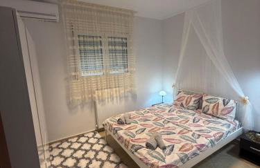 Nadya Holiday Home - Photo 28