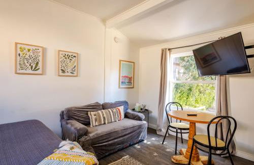 Solvang Bungalow B - Photo 7