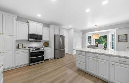 Bluebird Sanctuary w Stunning Sunset Views Sleeps 28 - Foto 19