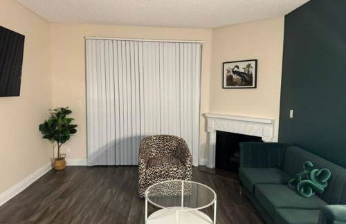 Travel Haven at Miracle Mile- 110 - Foto 26