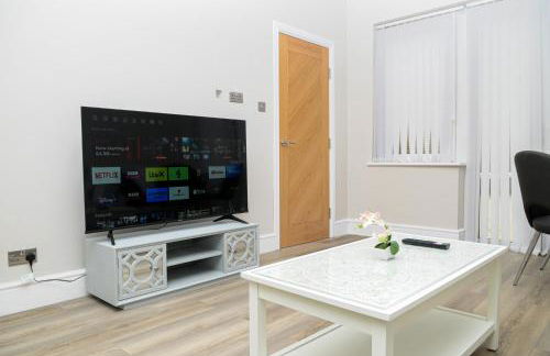 Luxury 5 Star apartments, Parking, Garden, near Metro Stations 10-15mins to London - Foto 7