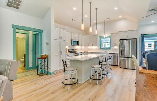 1 Mi to Dtwn Manteo Dog-Friendly Home with Deck - Foto 6