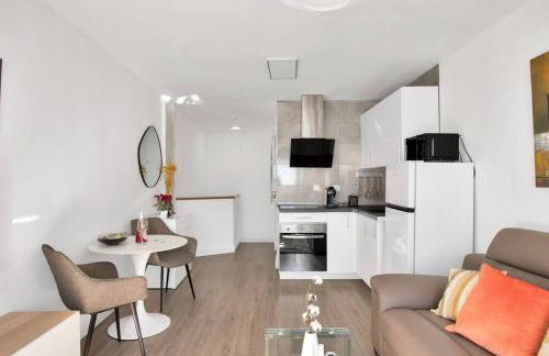 Moderno Duplex con vistas al mar en Estepona - LAS ABEJERAS 409 - Photo 5