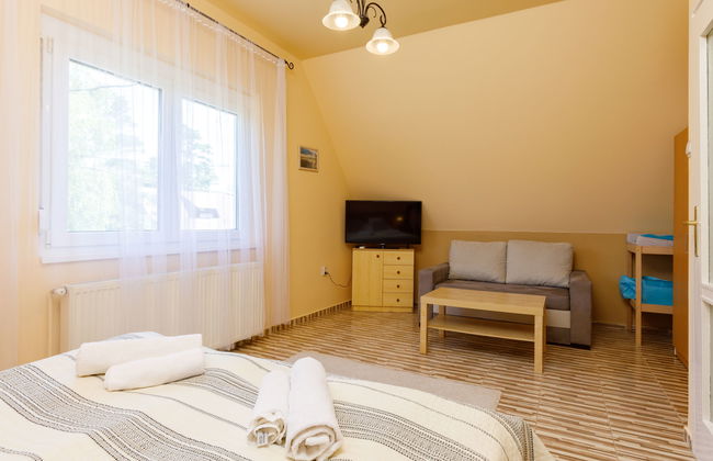 3 bedroom House in Balatonlelle with garden and terrace - Photo 18