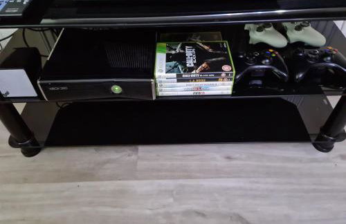 Entire 2 Bedroom Home/Flat In London, Central Line - Foto 11