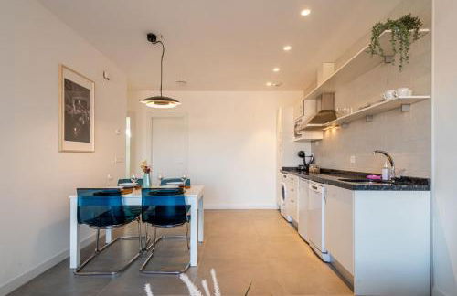 Edificio Santiago by Plaza Mayor Apartamentos - Photo 8