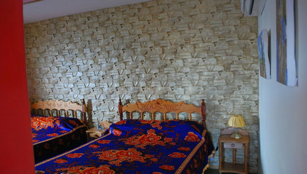 Villa in San Luis with garden and terrace - Photo 3