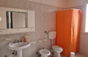 Amber Rooftop - Photo 25