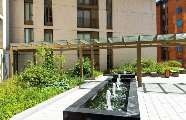 The Assembly - Foto 35