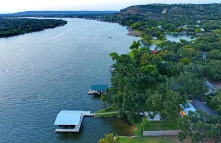 Waterfront Getaway Lake Access Deck BBQ Grill - Photo 25