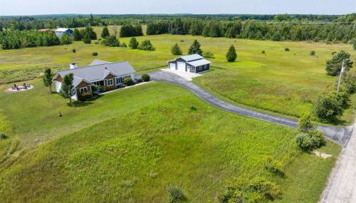 Grove Road Home - Private 5 Acres, Fire Pit, Spacious Retreat, Dog-F - Foto 4