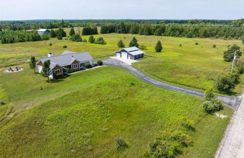 Grove Road Home - Private 5 Acres, Fire Pit, Spacious Retreat, Dog-F - Foto 4