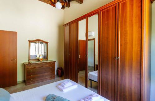 Calàmi - Villa Romeo - Private Apartments with Pool, Seaview & Olive Grove - Foto 17