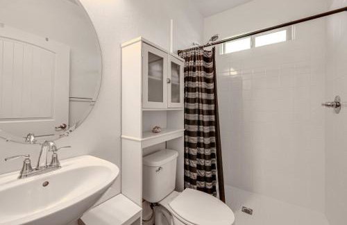 1 Mi to Golf! Spacious and Modern Home in Dinuba - Foto 23