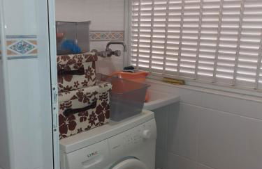 Amanecer marino, solo a 5 minutos andando de la playa - Photo 24