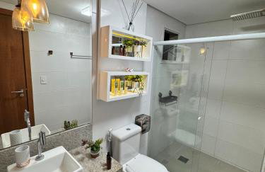 Magnífico APARTAMENTO de Charme - 3 quartos AR CONDICIONADOS SPLIT - Beira Mar, 2 banheiros, 2 Vagas Garagem, 4 Varandas, 2 Elevadores, Redes para Descanso, Wi-Fi, Air Fryer, Disney Plus, HBO Max, Cadeiras de Praia e Caixa Térmica - Photo 25