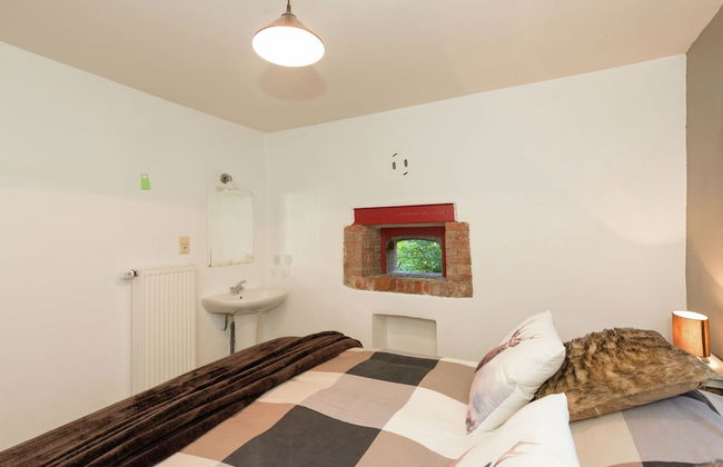 Tastefully Furnished Holiday Residence Located in the Heart of the Ardennes - Photo 8