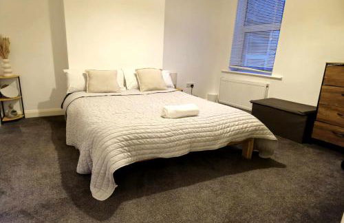 N&M Lodge Dunstable lodge with Free Parking - Photo 25