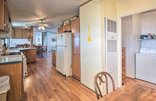 Cozy Yuma Retreat with Furnished Patio and Grill! - Foto 6