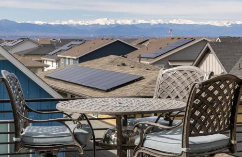 Rooftop Sunset Escape BBQ & Billiards Sleeps 8 - Foto 5