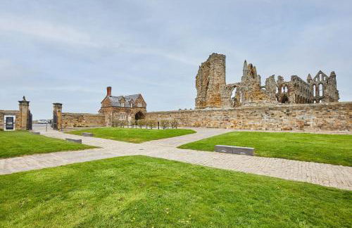 Host & Stay - The Coach House - Photo 46