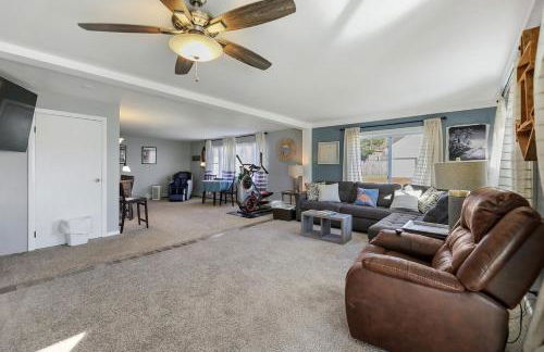 13-Min Jiminy, Fave, Hot Tub, Lg Open LR, Family - Foto 48