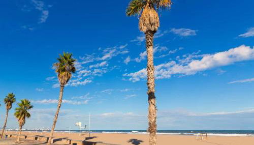 Holiday Apartments Malvarrosa Beach - Photo 3