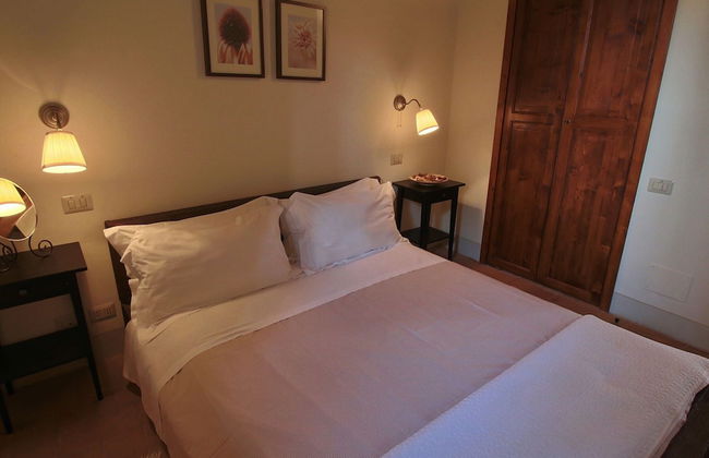 Modern Holiday Home in Foligno - Loc. With Pool - Foto 8