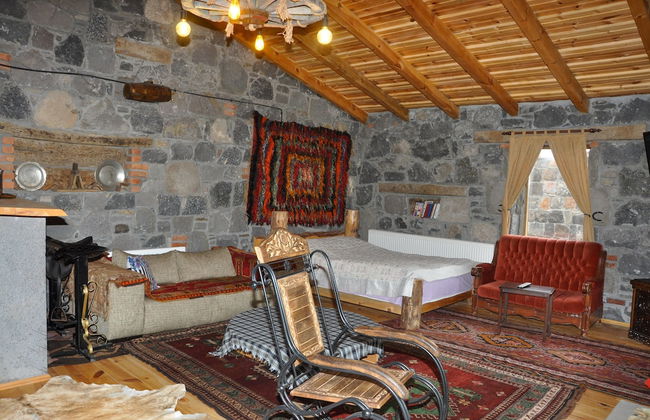 Doğunun Taş Evleri - Foto 36