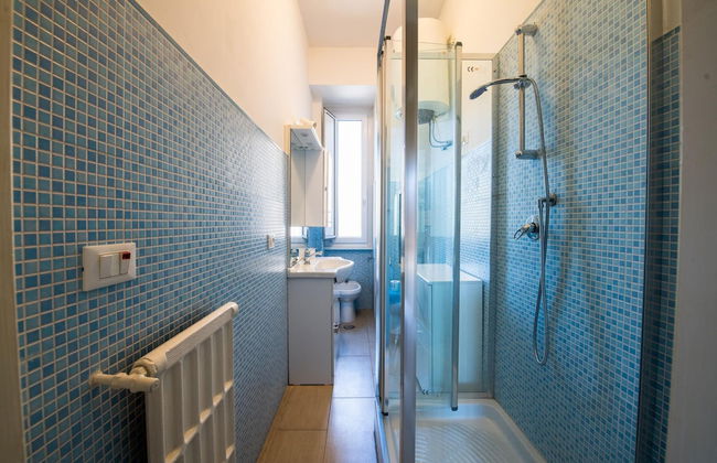 Piazza Carracci in Roma - Photo 13