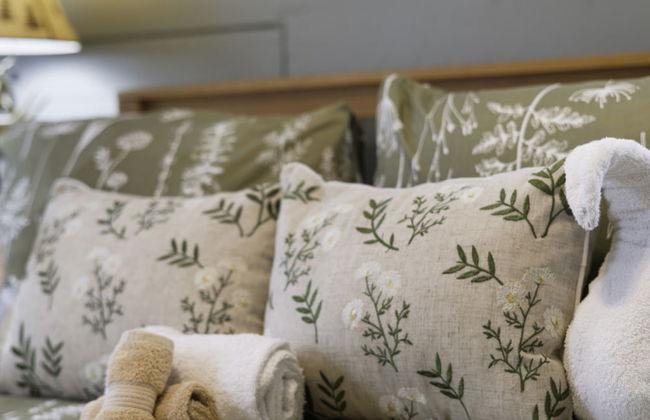 4 Queen Beds High Speed Wifi Private Parking - Foto 41