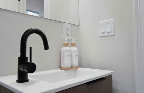 Modern 5B3B in Boston Steps to Convention Center - Foto 19