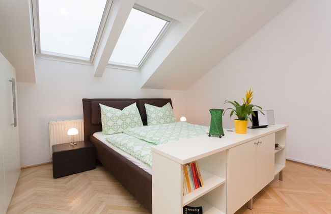 Jupiter Apartment Esslinggasse - Photo 14