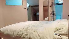 Priors Marston - Foto 2