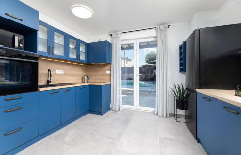 Awesome Home In Lakmartin - Photo 7