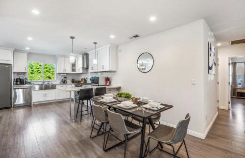 Charming Encino Retreat with Pool - Foto 5