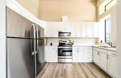 Cozy Micro Suite Unit 12 Sleeps 2 Minutes to Downtown - Foto 5