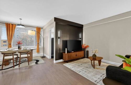 CASA Arlington Suite with In-Suite Massage Chair & Premium Amenities - Foto 14